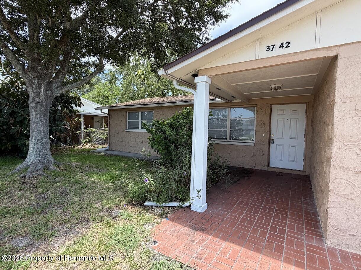 3742 Darlington Road Holiday, FL 34691 - Photo 4 of 21