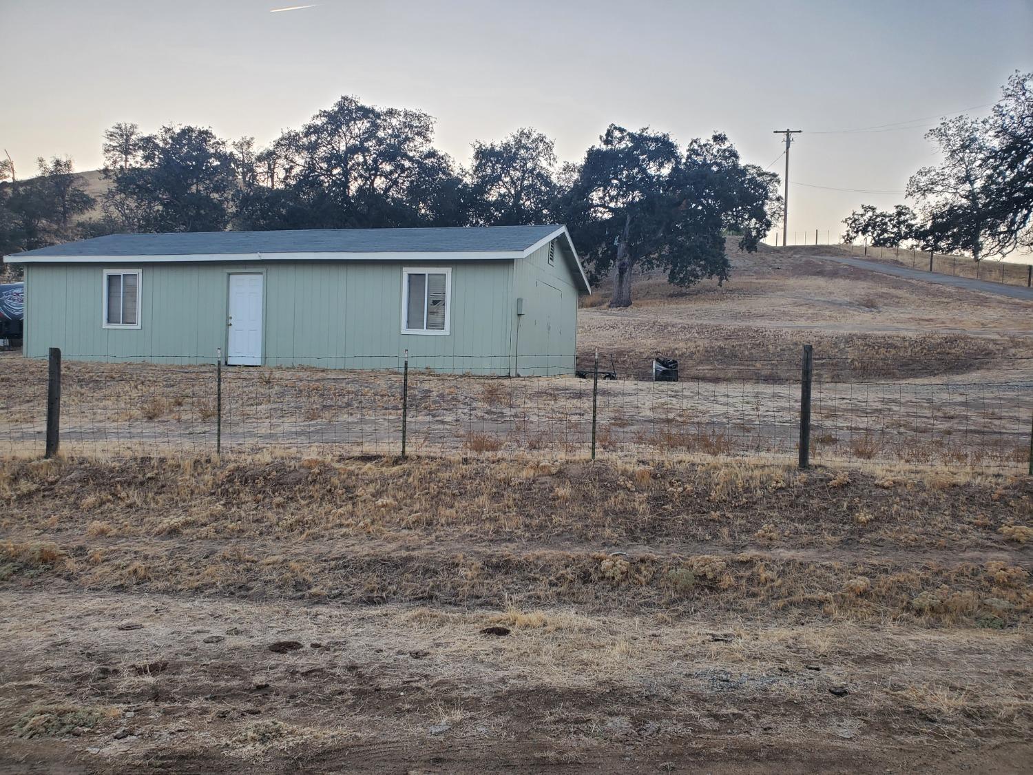 6359 Big Oak Road Sanger, CA 93657 - Photo 11 of 38 Gallery Image 11