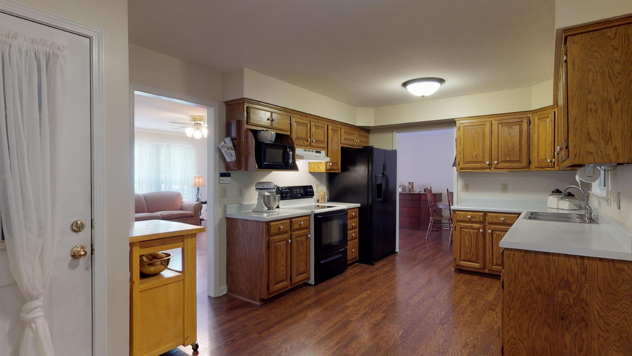 101 Raspberry Lane Smyrna, TN 37167 - Photo 8 of 30 Spacious kitchen with all appliances remaining including refrigerator! 101 Raspberry Ln, Smyrna, TN 37167