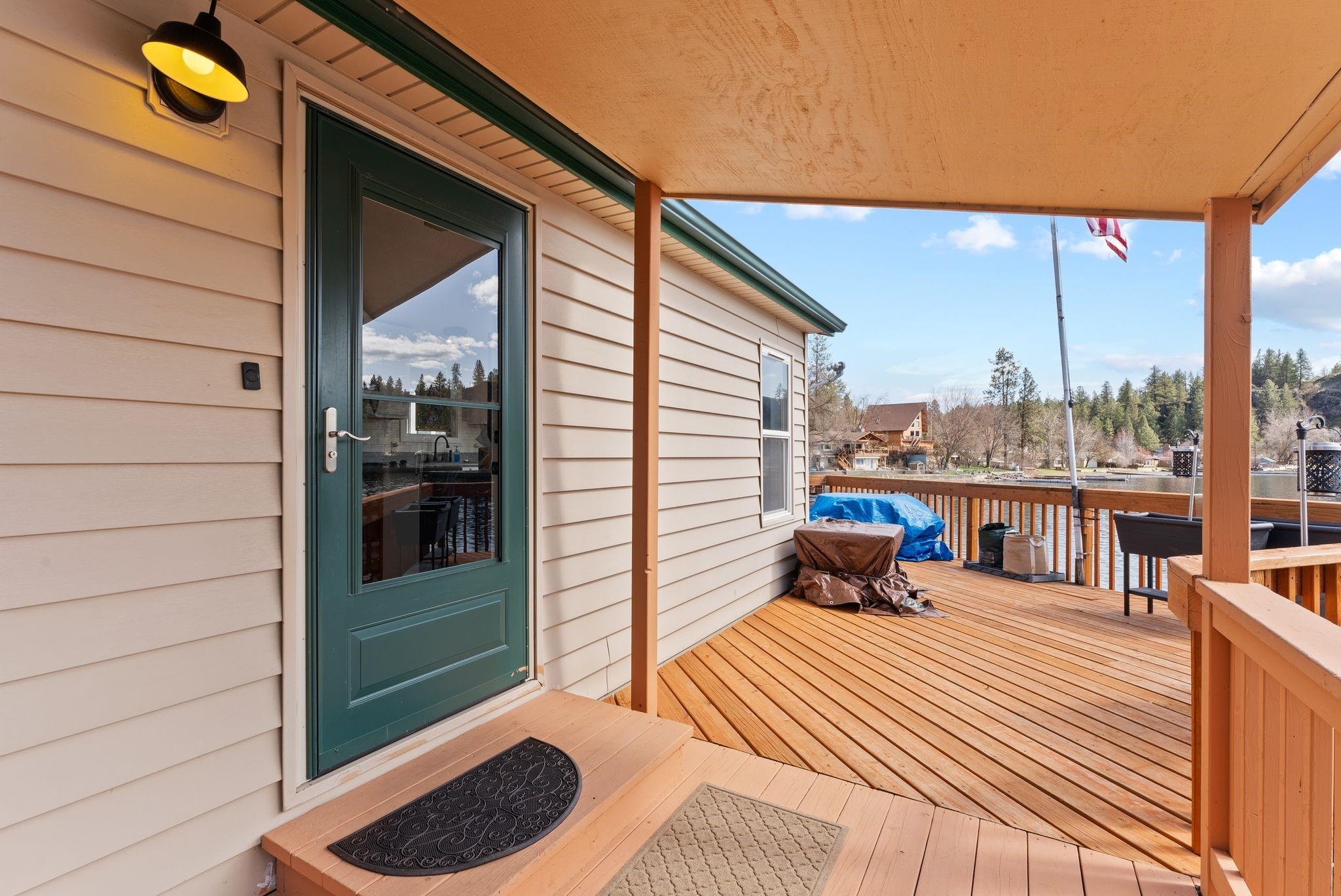 18617 West Williams Lake Road, Unit 10 Cheney, WA 99004 - Photo 2 of 36