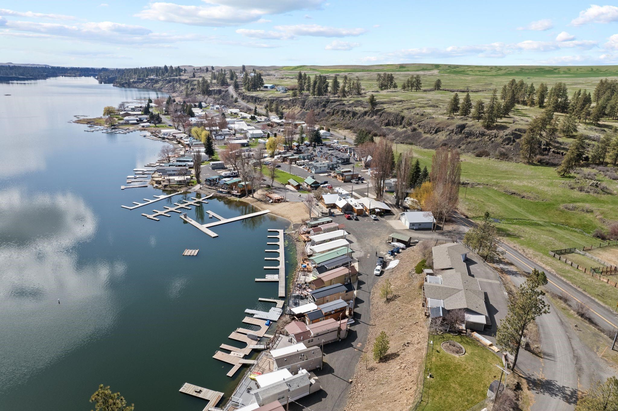 18617 West Williams Lake Road, Unit 10 Cheney, WA 99004 - Photo 31 of 36