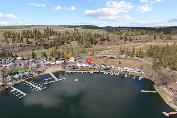 $249,999 | 18617 West Williams Lake Road, Unit 10, Cheney, WA 99004