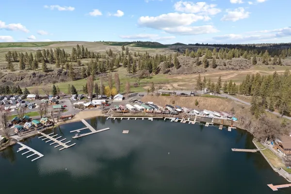 $249,999 | 18617 West Williams Lake Road, Unit 10, Cheney, WA 99004