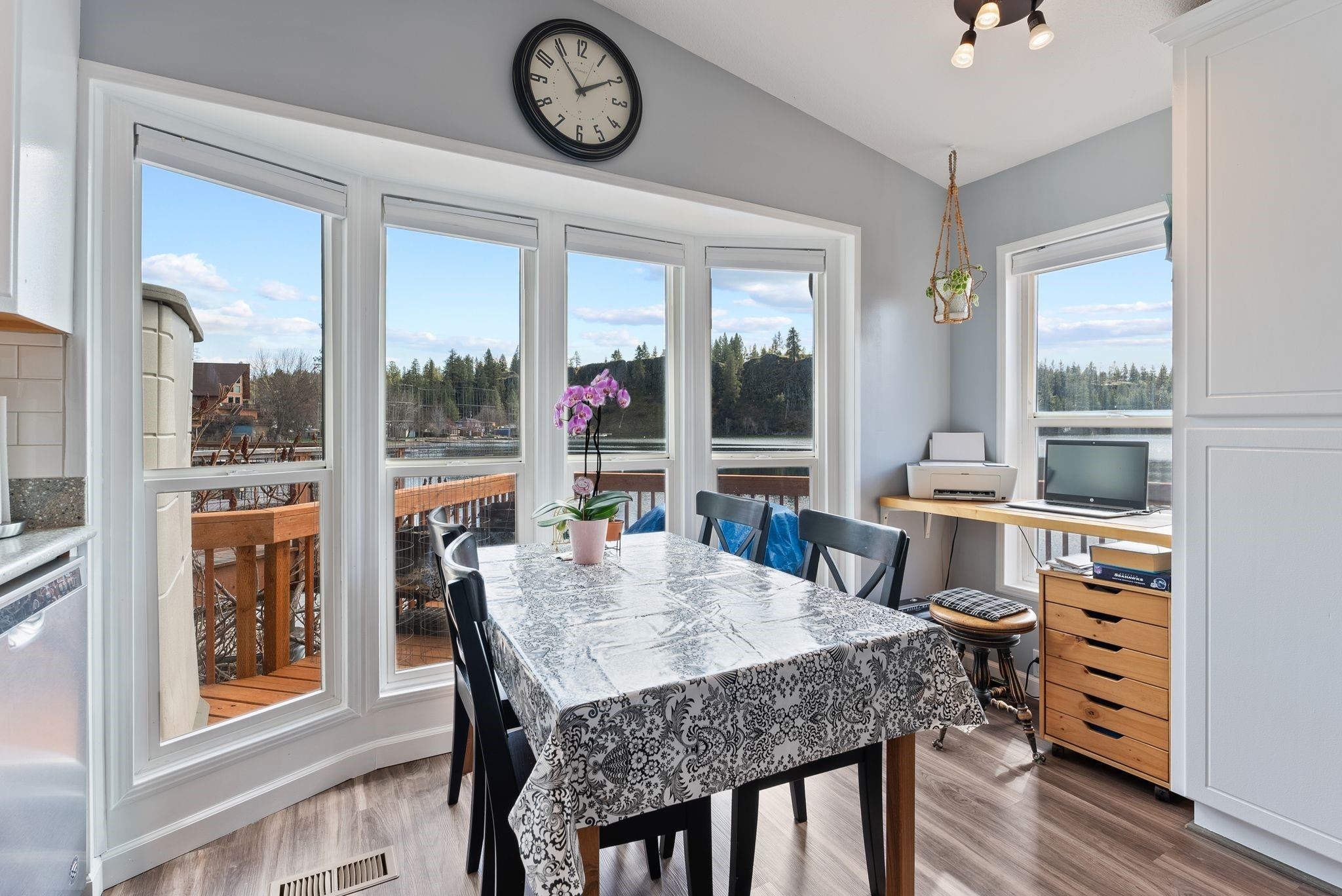 18617 West Williams Lake Road, Unit 10 Cheney, WA 99004 - Photo 7 of 36