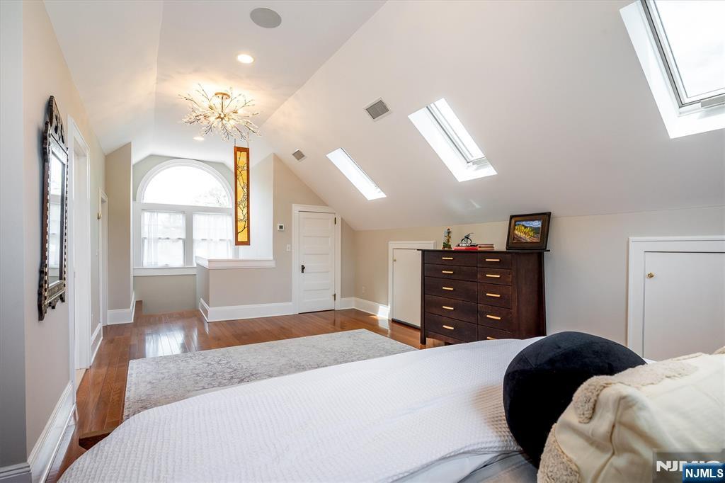 275 Highwood Avenue Ridgewood, NJ 07450 - Photo 16 of 29