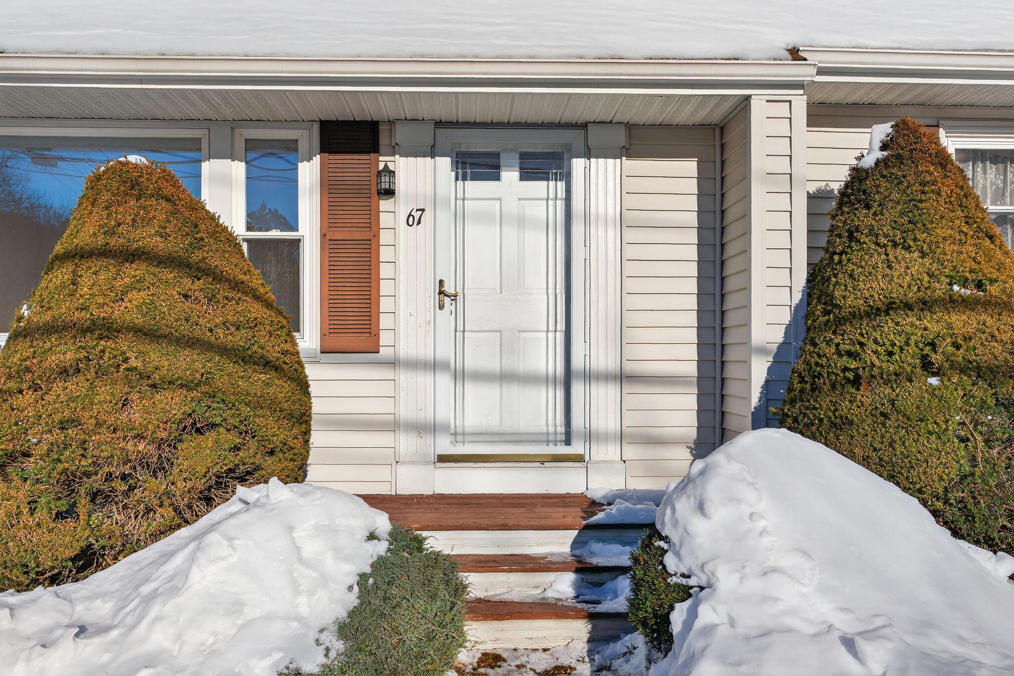 67 Maple Avenue Scarborough, ME 04074 - Photo 4 of 38 4_DSC07710