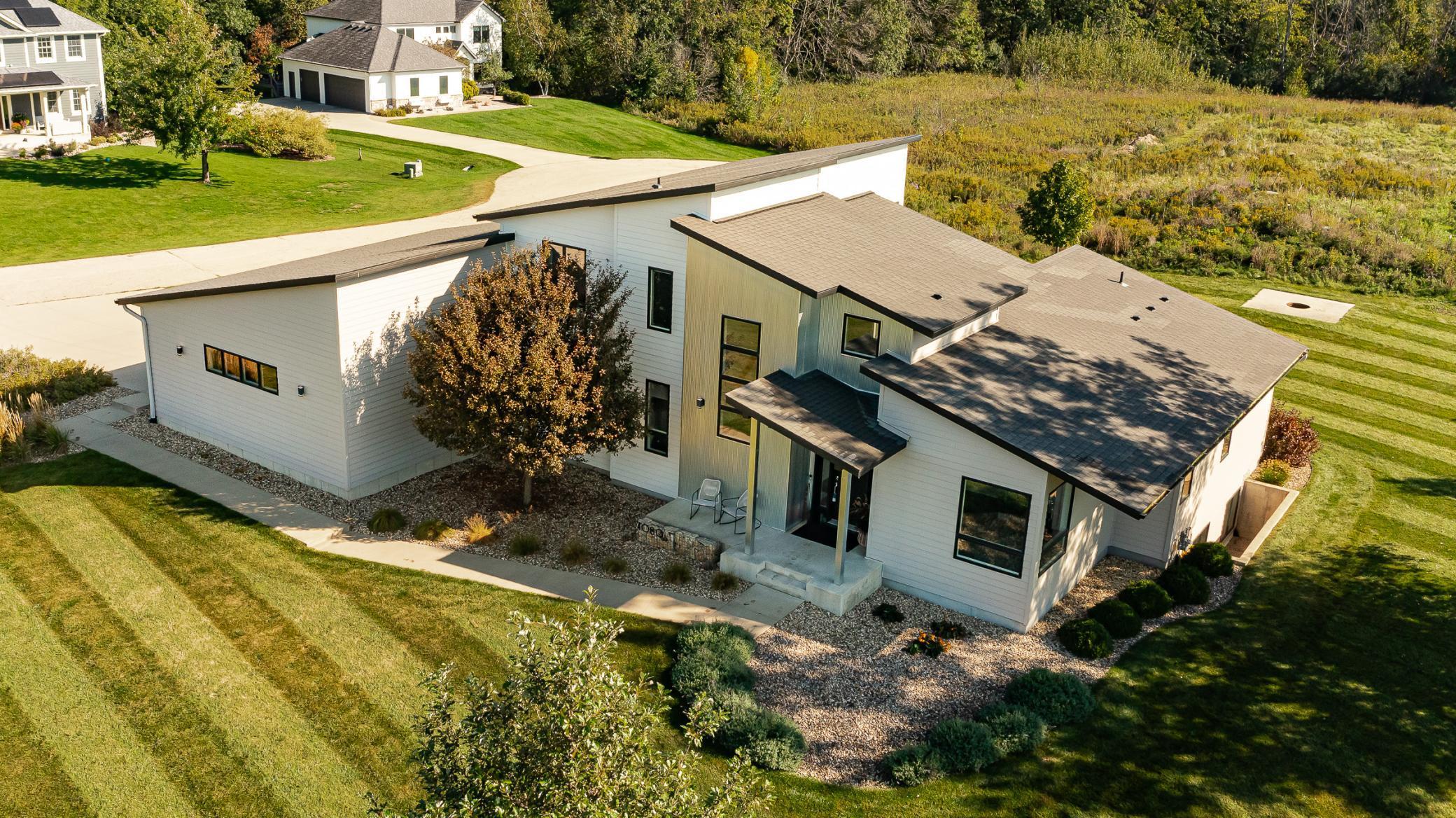 4080 Ironton Lane Southwest Rochester, MN 55902 - Photo 4 of 68