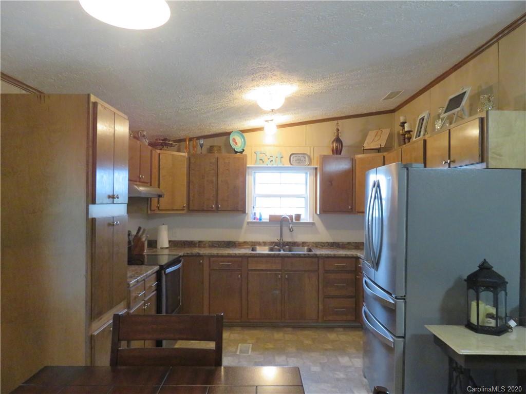 339 Whitaker Road Shelby, NC 28152 - Photo 3 of 18 Gallery Image 3