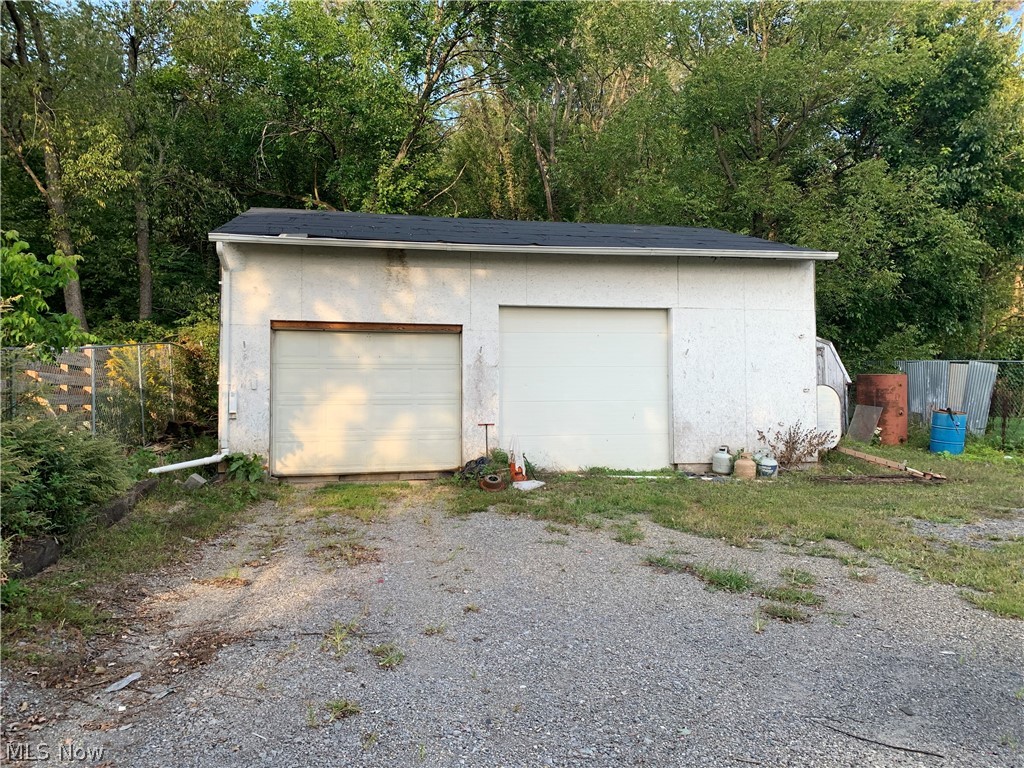 282 Broad Street Struthers, OH 44471 - Photo 10 of 10