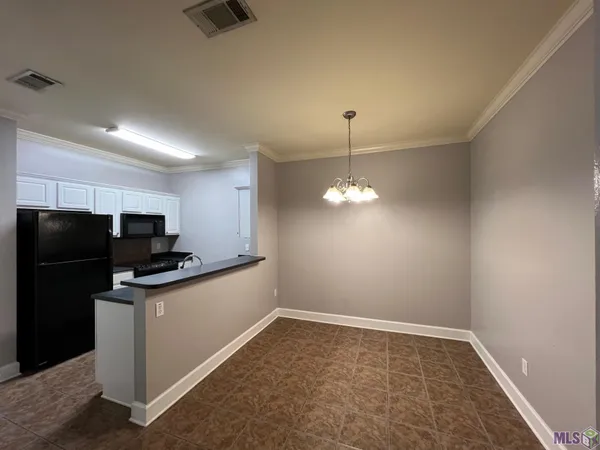 $1,295 | 153 Aspen Square, Unit 23, Denham Springs, LA 70726