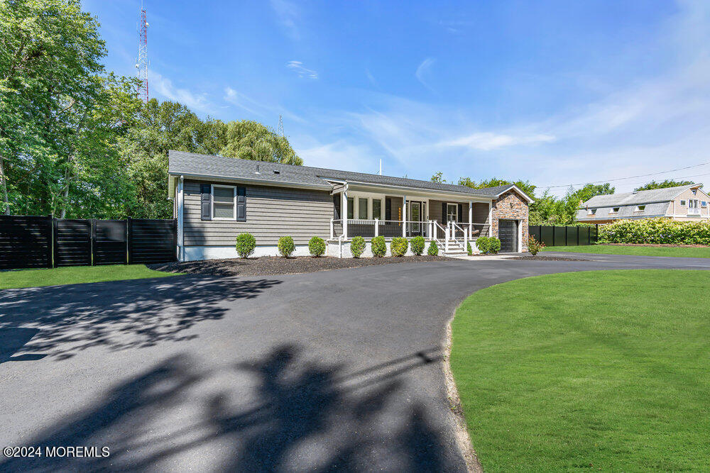 18 Texas Road Aberdeen, NJ 07747 - Photo 4 of 43 004_dsc09063-1_965