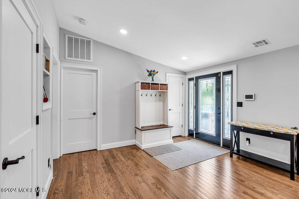 18 Texas Road Aberdeen, NJ 07747 - Photo 7 of 43 010_dsc08928_617