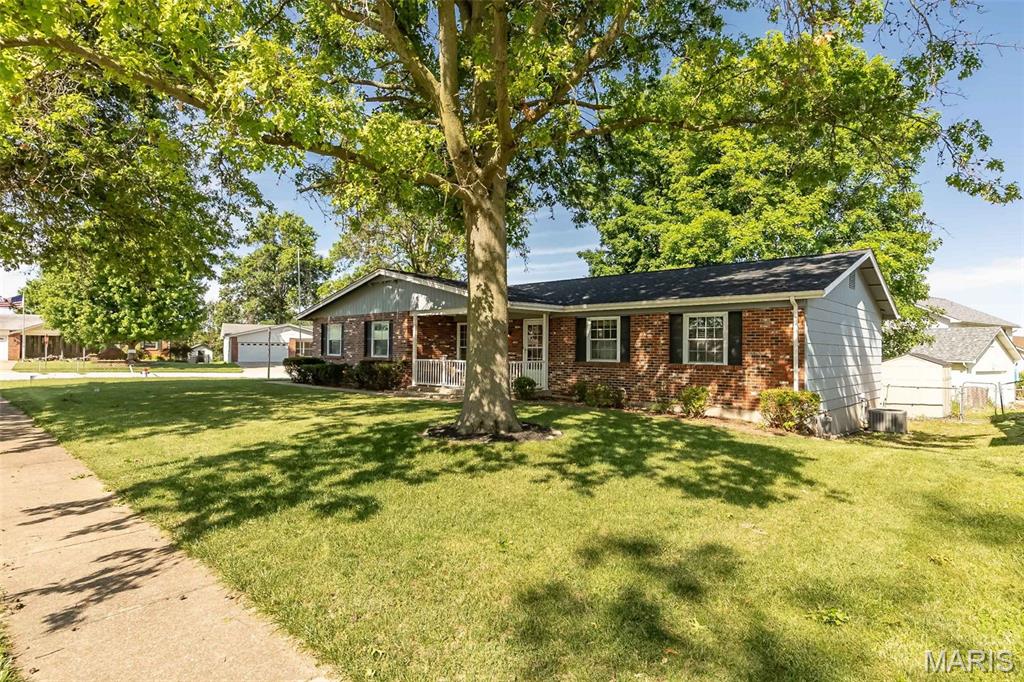 11716 Minot Drive Bridgeton, MO 63044 - Photo 3 of 59