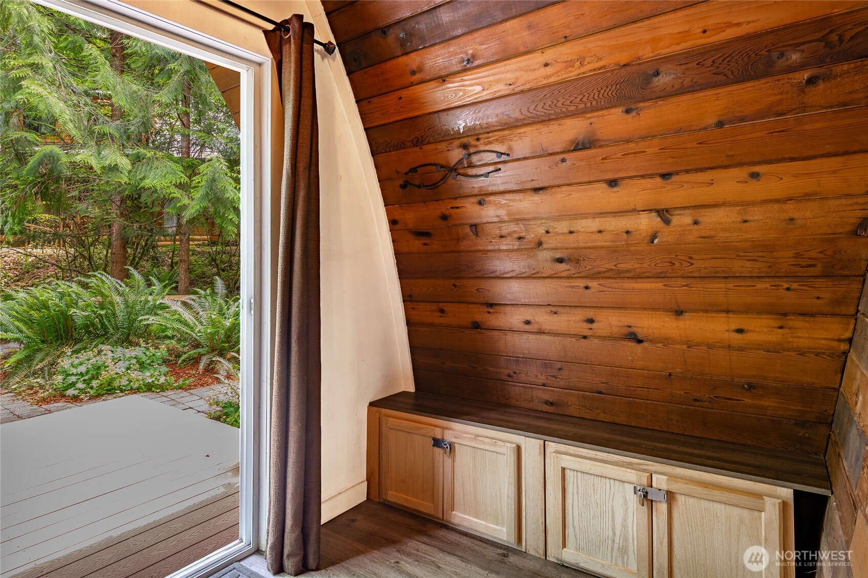 14001 Welcome Road Glacier, WA 98244 - Photo 5 of 39 a view of oven and window