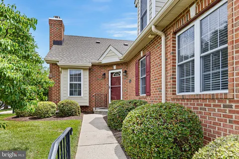 $565,000 | 115 LYNTHWAITE Farm Lane, Unit 31, Wilmington, DE 19803