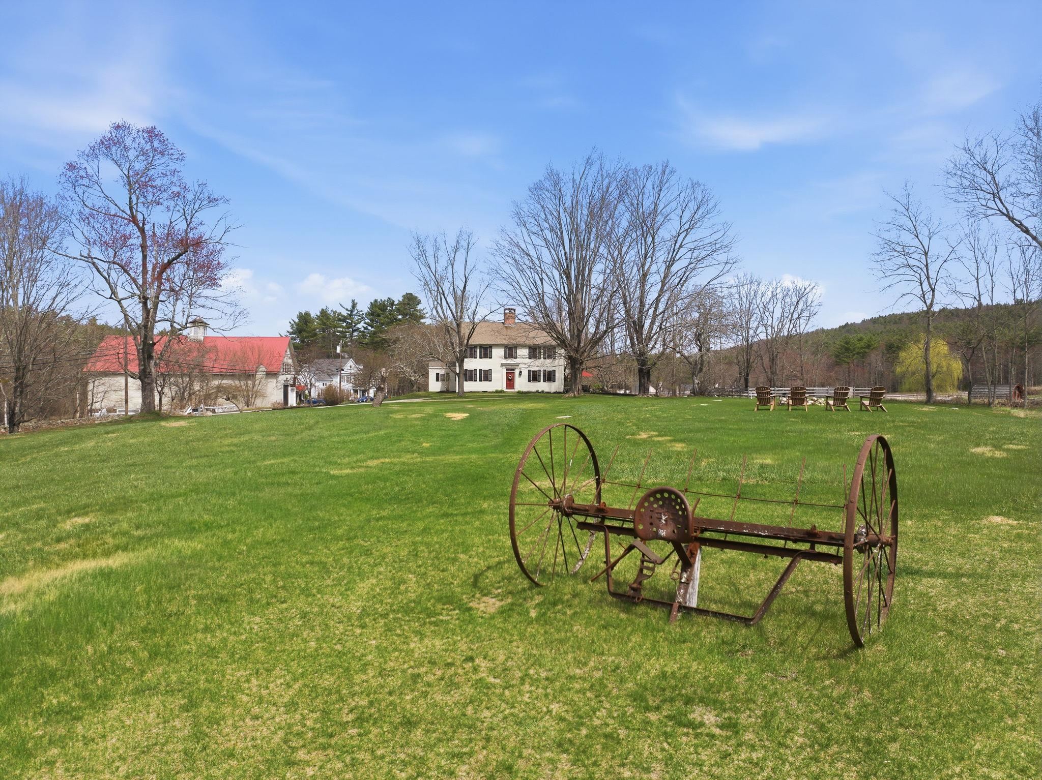 5 Old Manchester Road Amherst, NH 03031 - Photo 4 of 57
