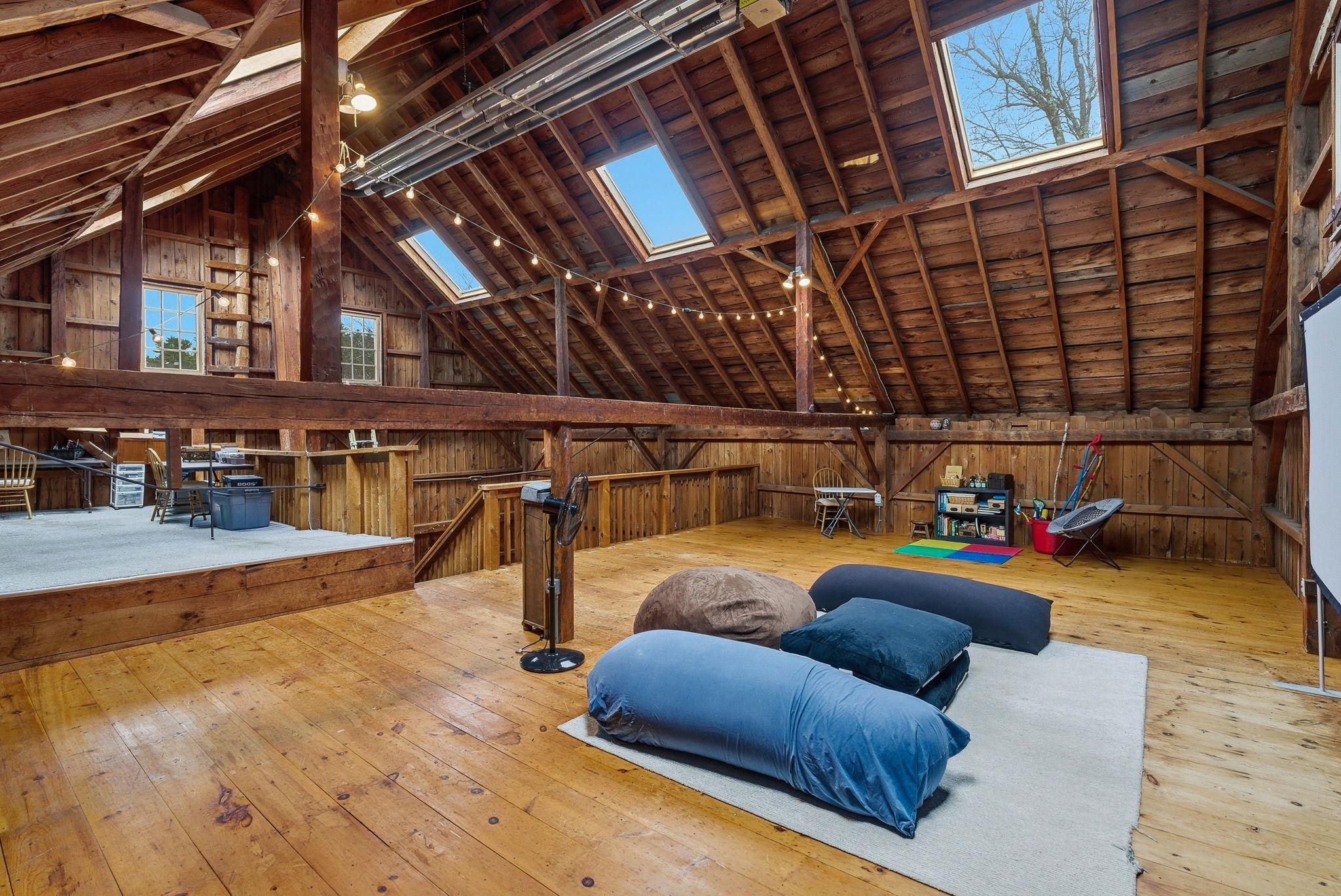 5 Old Manchester Road Amherst, NH 03031 - Photo 48 of 57