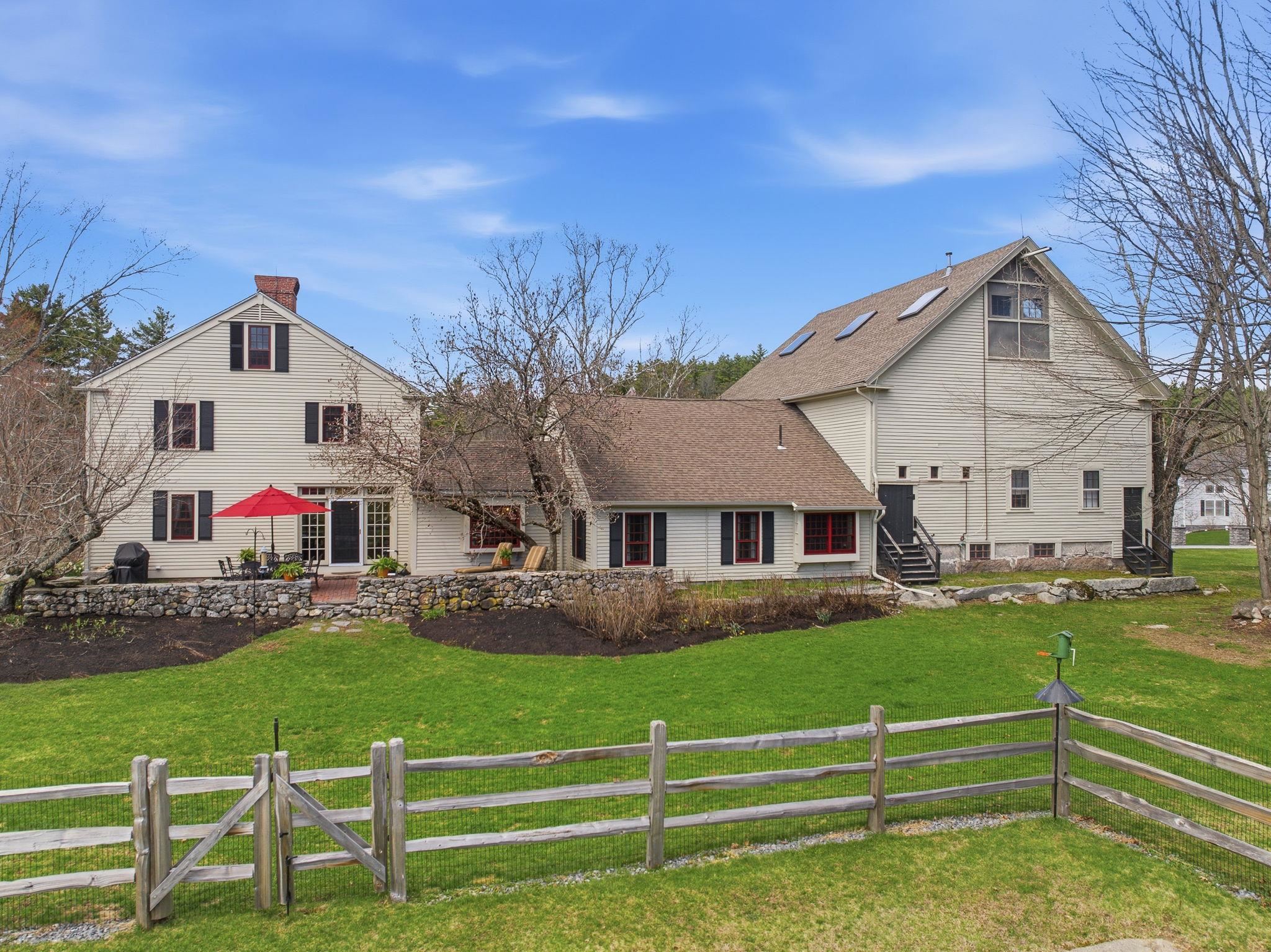 5 Old Manchester Road Amherst, NH 03031 - Photo 8 of 57