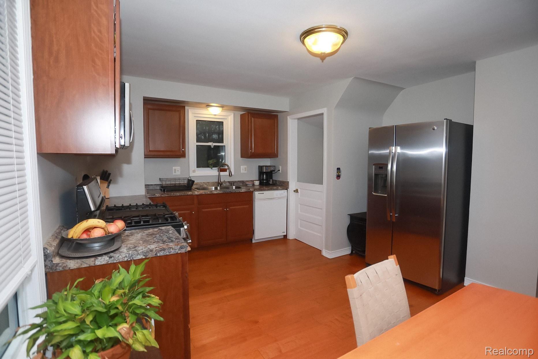 3096 Devondale Road Rochester, MI 48309 - Photo 15 of 41 1X1A0366.JPG