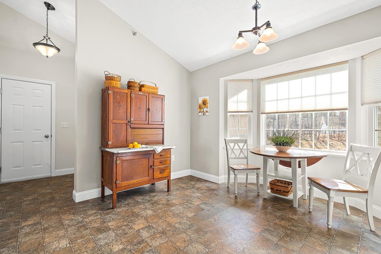 154 Hall Road Fremont, NH 03044 - Photo 12 of 32