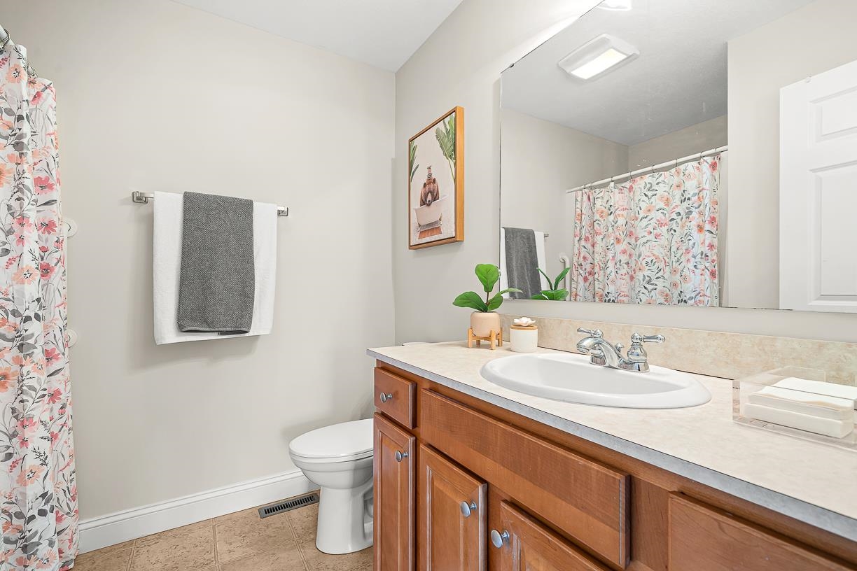 154 Hall Road Fremont, NH 03044 - Photo 17 of 32