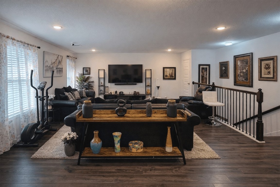 31606 Roldan Lane Fulshear, TX 77441 - Photo 9 of 21