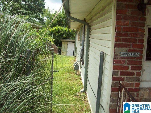 285 Gloria Road Southwest Birmingham, AL 35211 - Photo 3 of 24
