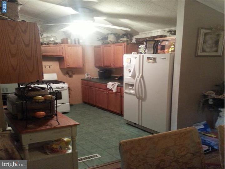 229 Somerset Road Deptford, NJ 08096 - Photo 2 of 9