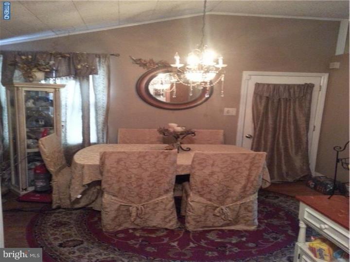 229 Somerset Road Deptford, NJ 08096 - Photo 4 of 9