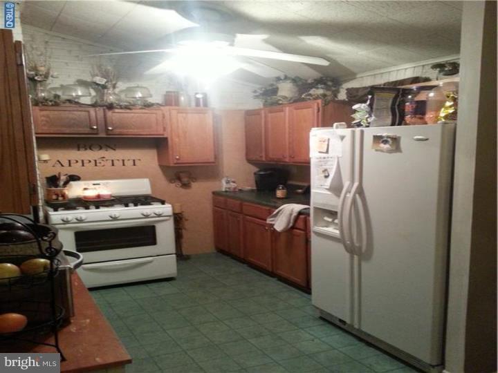 229 Somerset Road Deptford, NJ 08096 - Photo 6 of 9