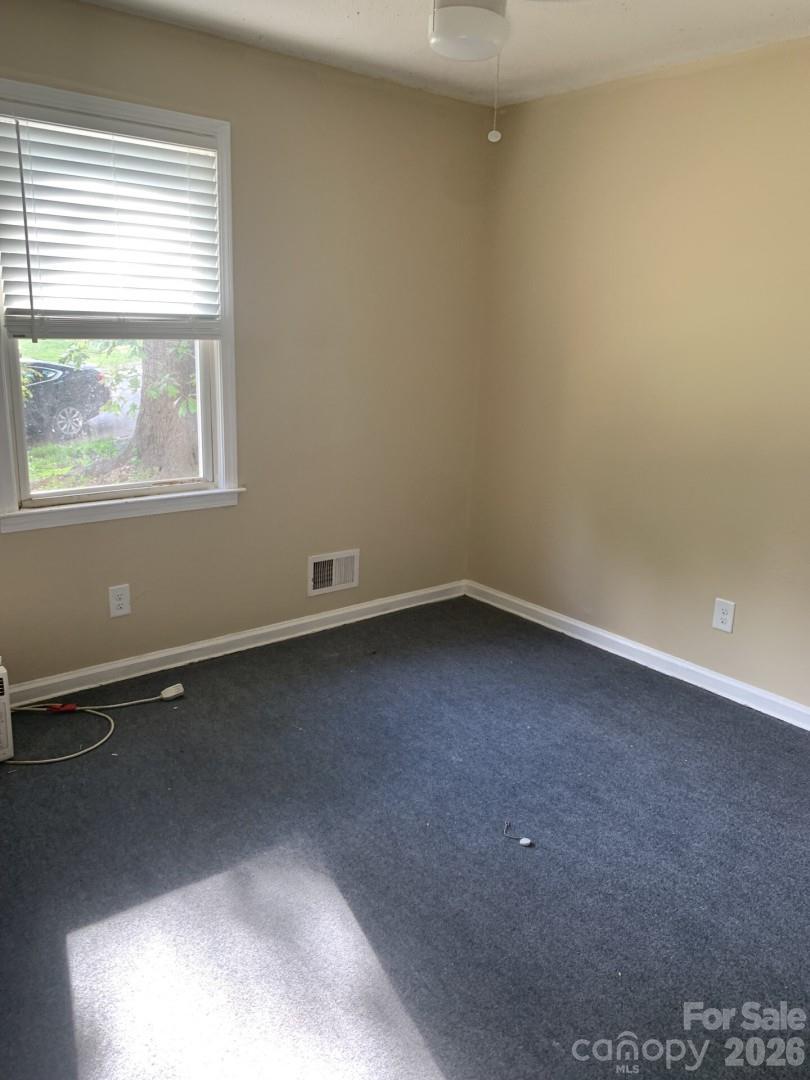 436 Green Tree Circle Columbia, SC 29203 - Photo 11 of 12 an empty room with a window