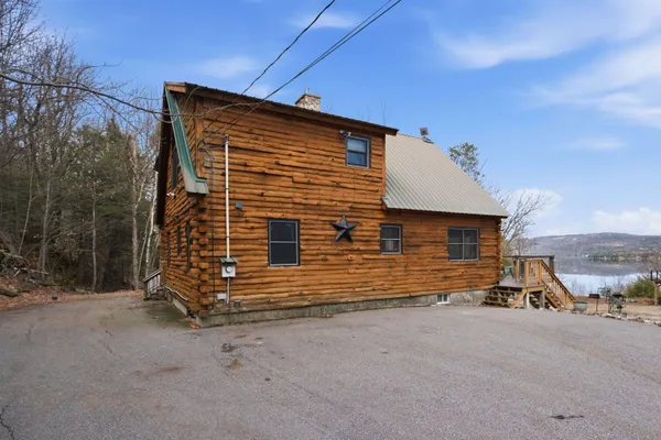 $799,000 | 139 Ledgeview Shore Drive, Alexandria, NH 03222