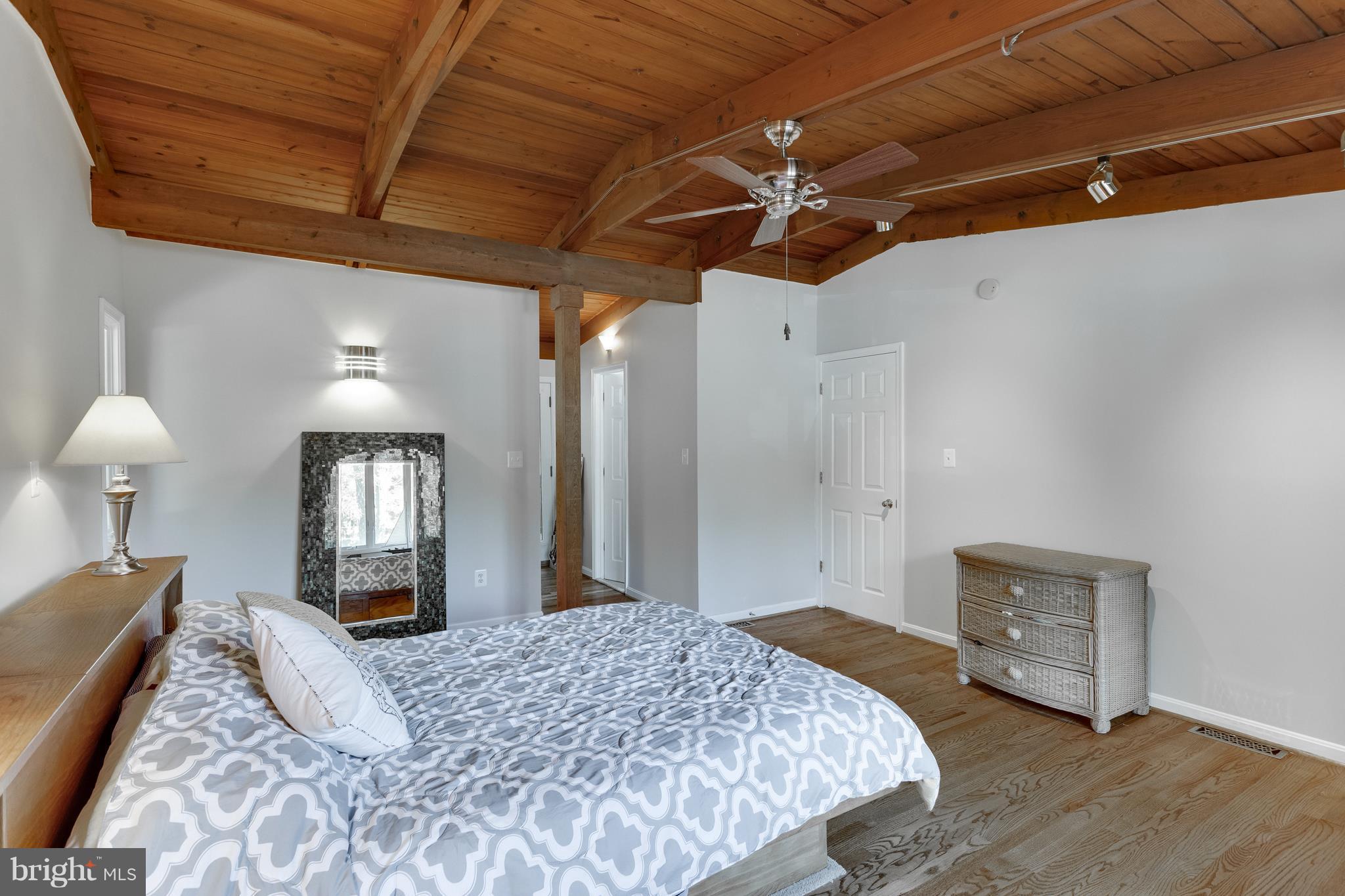 2909 Pine Spring Road Falls Church, VA 22042 - Photo 22 of 30 Master Bedroom