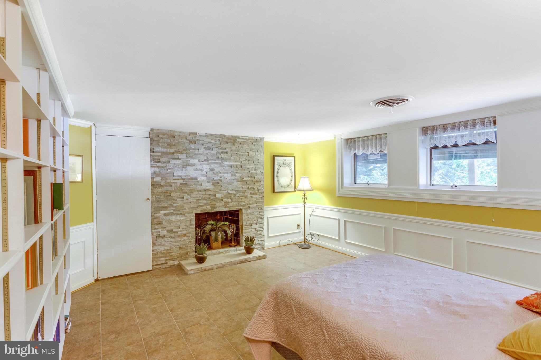 2909 Pine Spring Road Falls Church, VA 22042 - Photo 5 of 30 Bedroom