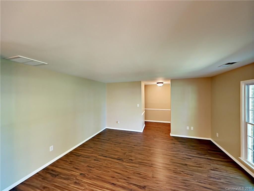 6592 Stoney Ridge Road Matthews, NC 28104 - Photo 5 of 20 Gallery Image 5
