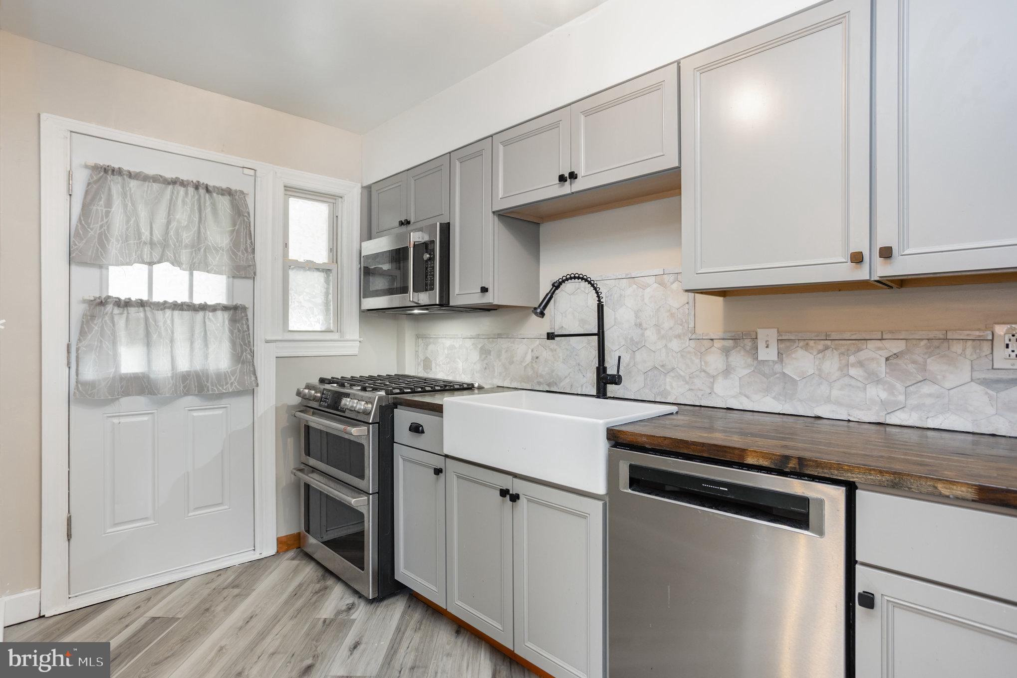 7747 Eastdale Road Baltimore, MD 21224 - Photo 7 of 28