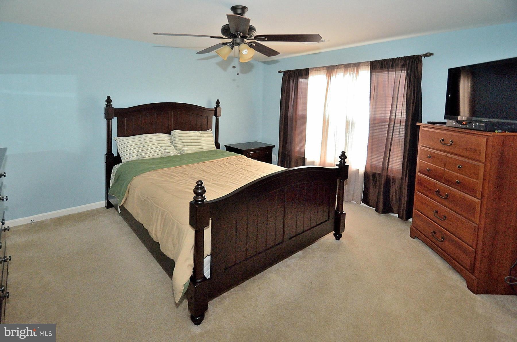 4253 Meyers Road Triangle, VA 22172 - Photo 22 of 30 Bedroom