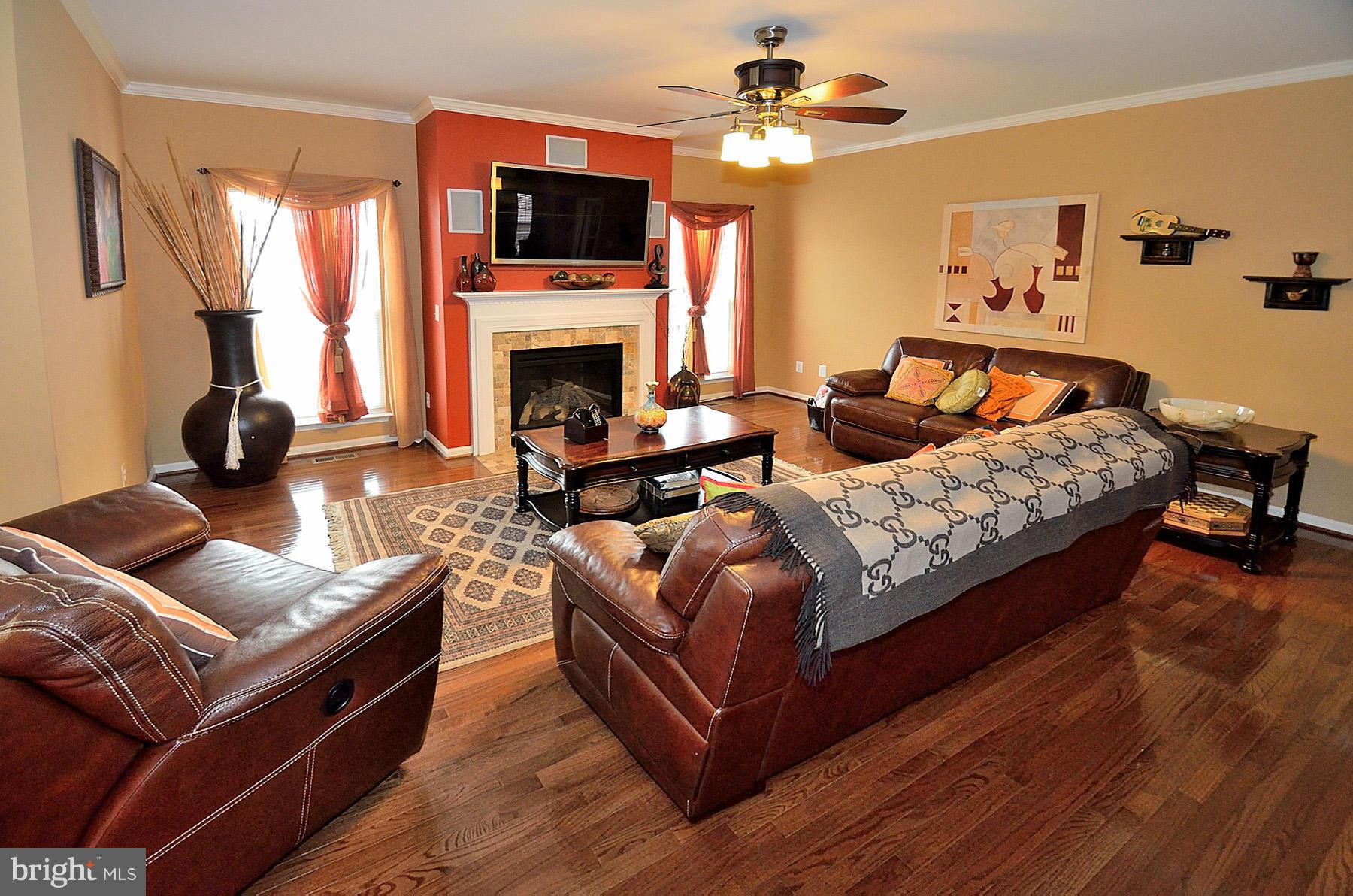 4253 Meyers Road Triangle, VA 22172 - Photo 9 of 30 Family Room