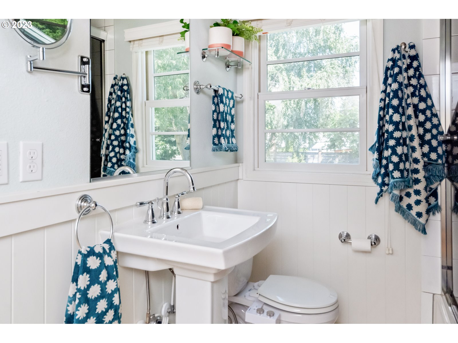 1825 Northeast Rosa Parks Way Portland, OR 97211 - Photo 21 of 48 Gallery Image 21