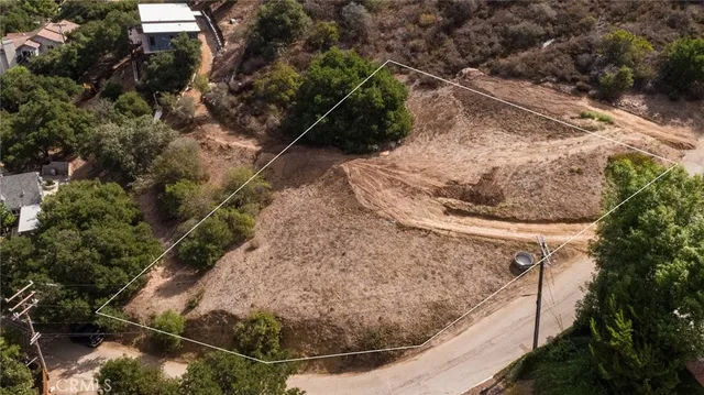 $375,000 | 2 Dolin Lane, Newbury Park, CA 91320