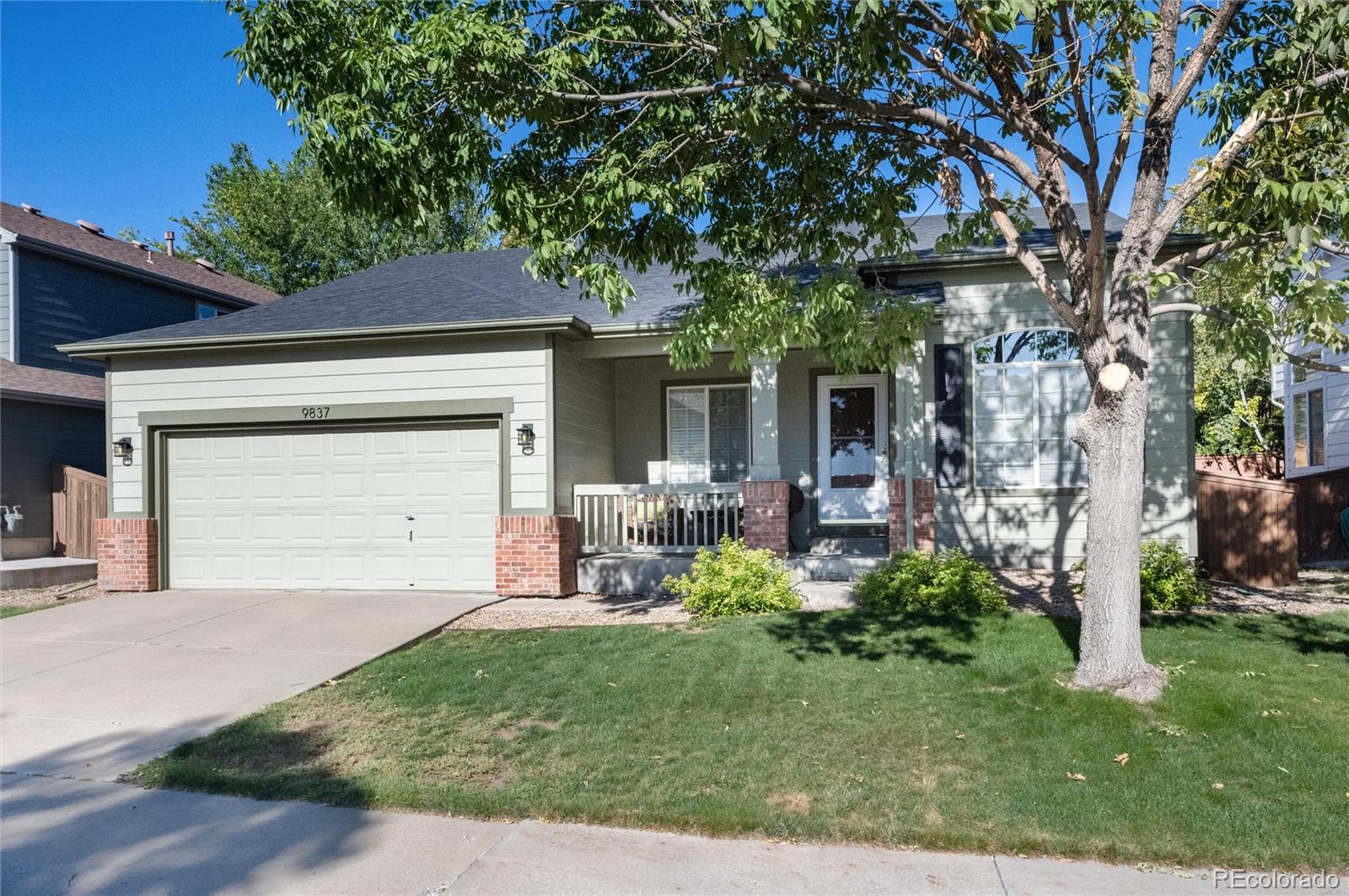 9837 Bathurst Way Highlands Ranch, CO 80130 - Photo 3 of 33 Gallery Image 3