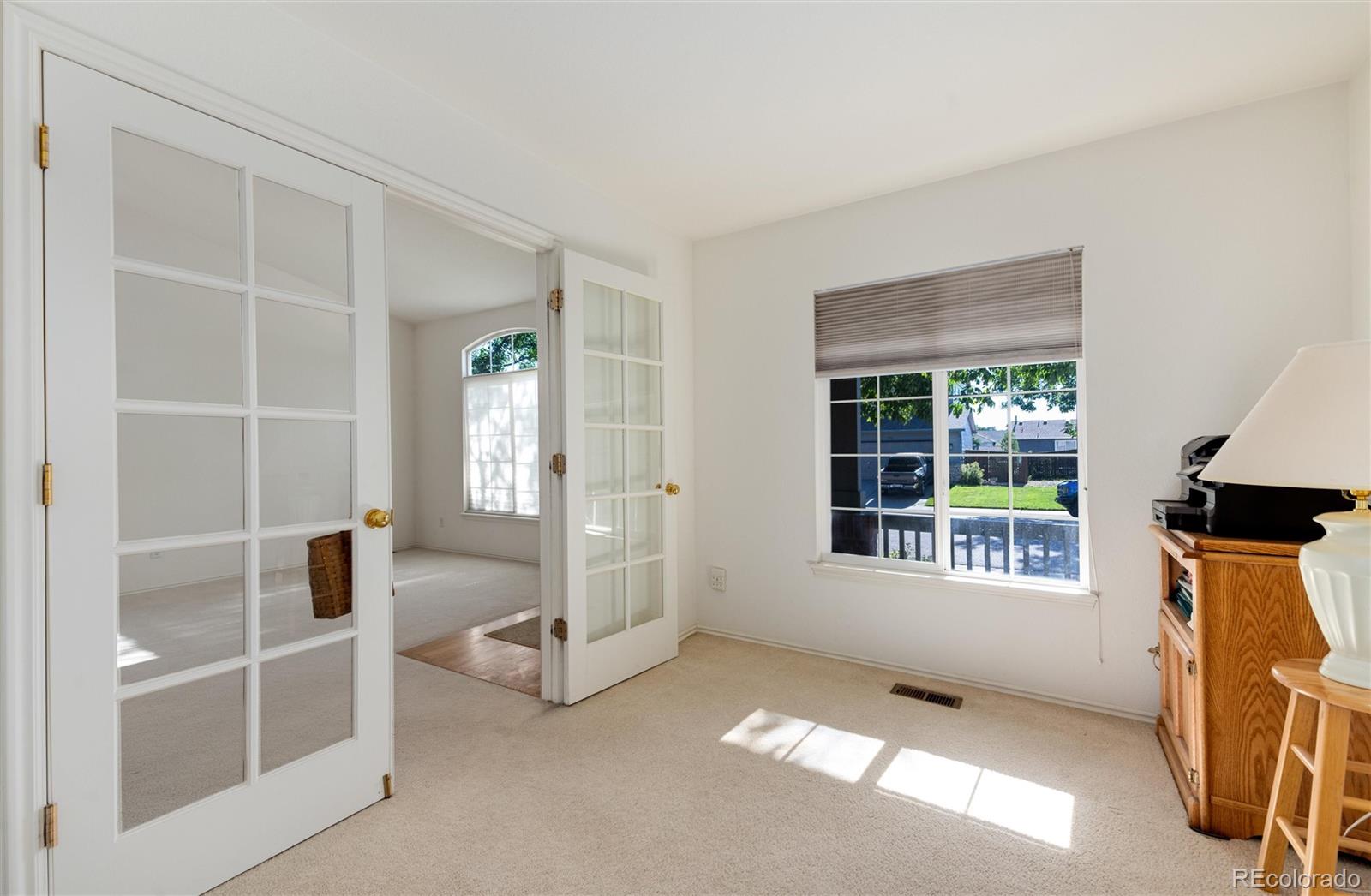 9837 Bathurst Way Highlands Ranch, CO 80130 - Photo 10 of 33 Gallery Image 10