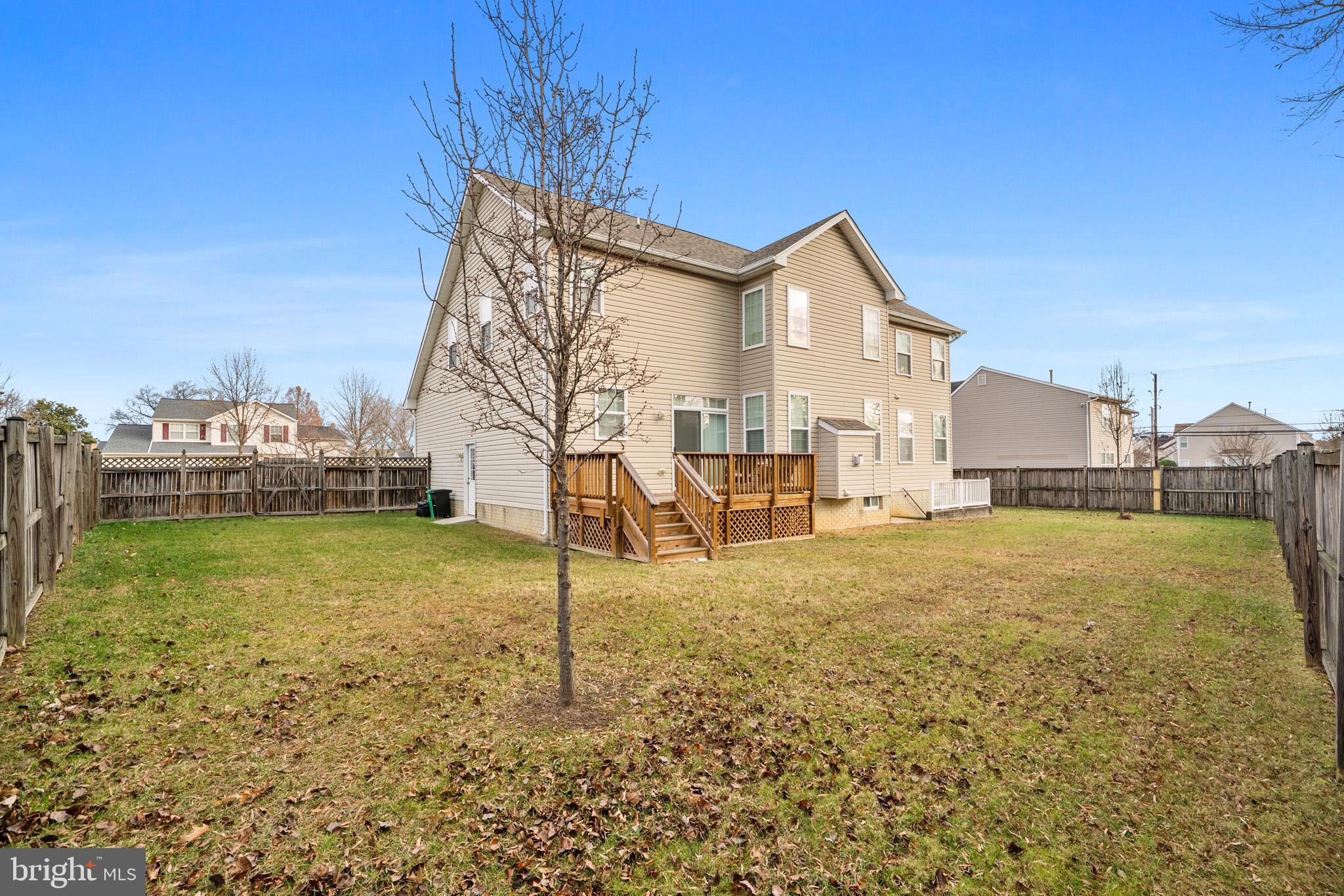 6005 Plata Street Clinton, MD 20735 - Photo 54 of 56 Fully fenced back yard view