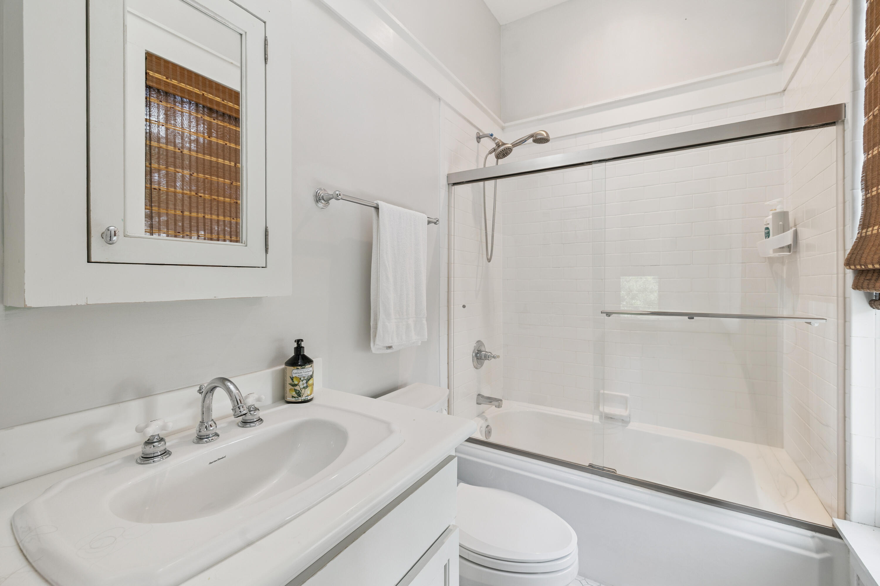 58 Pine Needle Way Santa Rosa Beach, FL 32459 - Photo 25 of 33 Upstairs bathroom