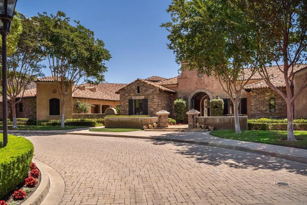 18180 Cerro Del Sol Rancho Santa Fe, CA 92067 - Photo 26 of 29 Gallery Image 26