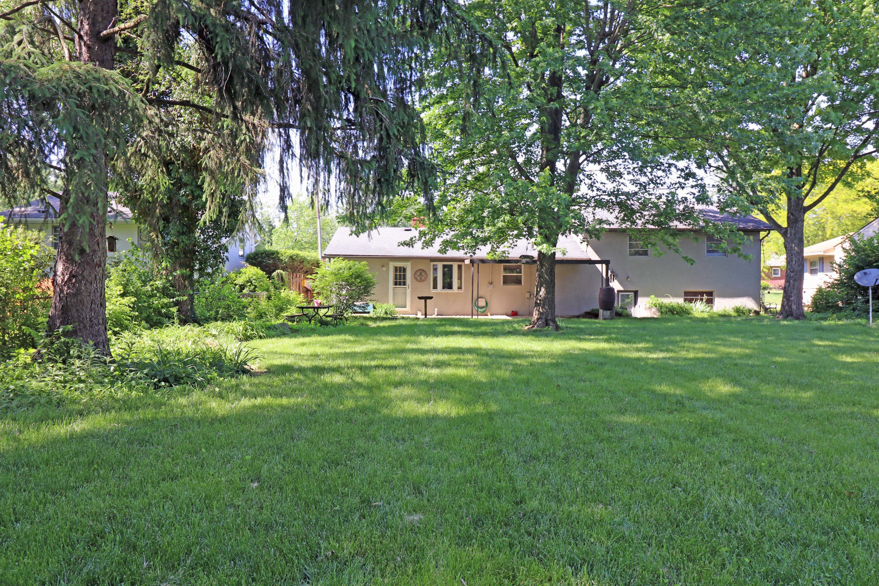 2289 Wickliffe Road Columbus, OH 43221 - Photo 33 of 38 Gallery Image 33