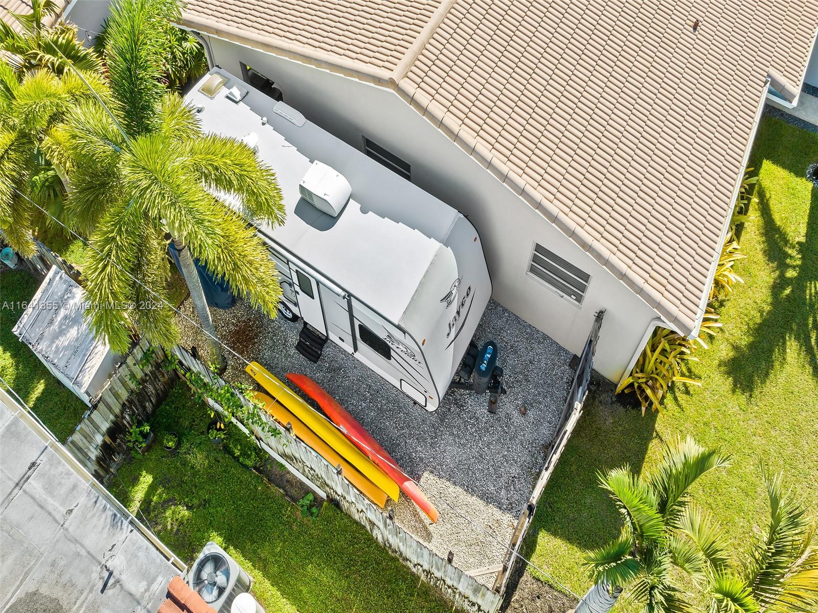 3904 Arthur Street Hollywood, FL 33021 - Photo 31 of 32 a view of an outdoor space with seating