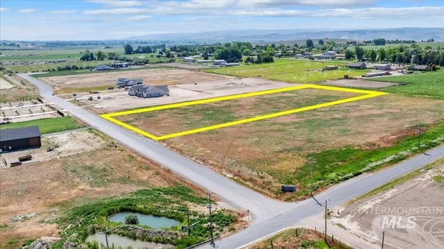 $229,900 | 3209 East 3250 North, Twin Falls, ID 83301