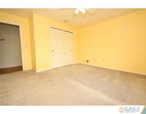 54 Kimberly Road Colonia, NJ 07067 - Photo 13 of 25 Gallery Image 13
