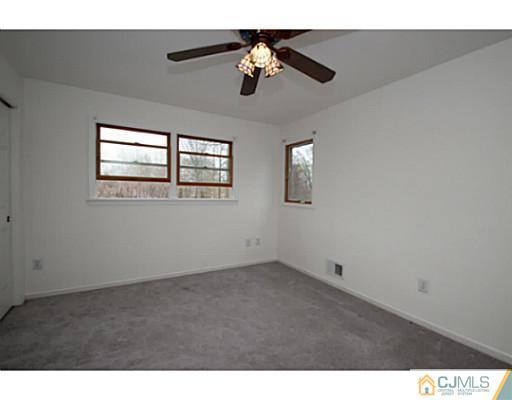 54 Kimberly Road Colonia, NJ 07067 - Photo 14 of 25 Gallery Image 14